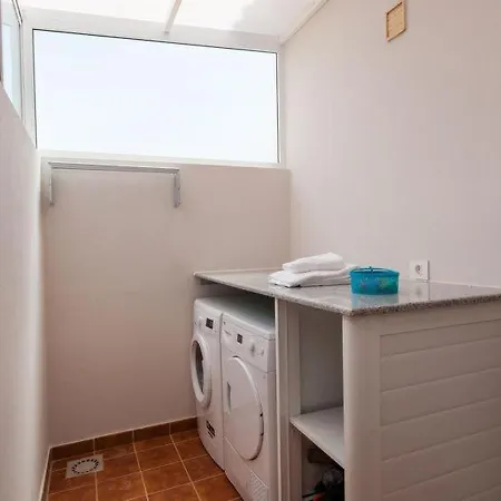 Sleeps 8 Pool Air Con Wifi Vakantiehuis Sonnenland