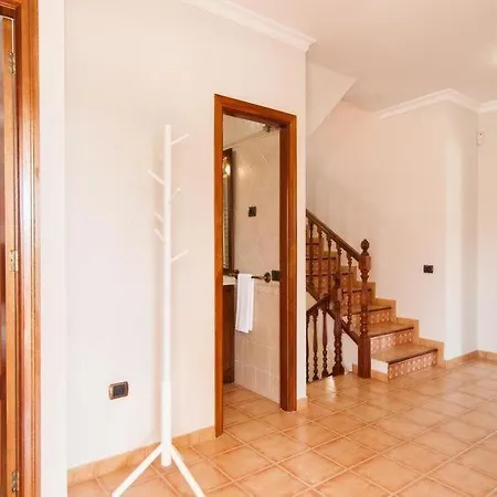 Sleeps 8 Pool Air Con Wifi Vakantiehuis *