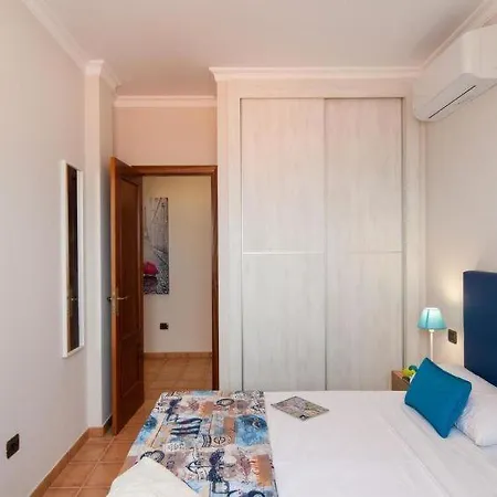Sleeps 8 Pool Air Con Wifi Vakantiehuis Sonnenland